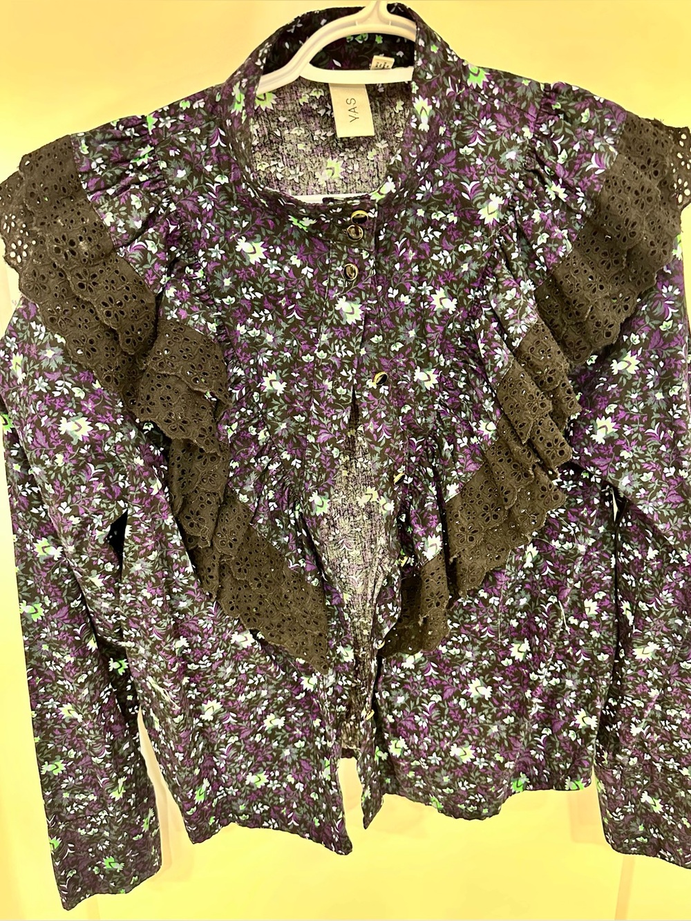 Floral Ruffle Button-Front Blouse in Purple